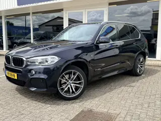 BMW X5 xDrive40d High Executive 7p. | M-Sport | Xenon | Pano | Head-Up | Apple/Android | Standkachel