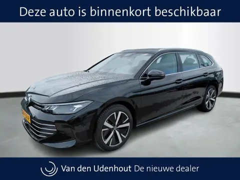 Volkswagen Passat Variant 1.5 eTSI Business | Assistance Pakket | Comfortpakket | Trekhaak | VERWACH