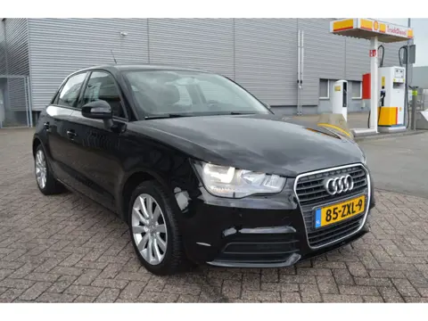 Audi A1 Sportback 1.2 TFSI Connect bj13 navi airco elec pak