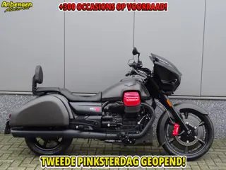 Moto Guzzi MGX 21 FLYING FORTRESS (bj 2017)