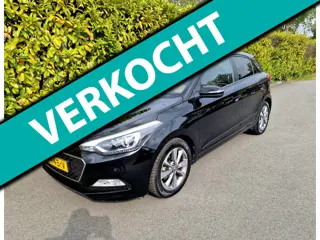 Hyundai I20 1.2 Zeer luxe uitvoering Clima Pannodak