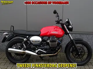 Moto Guzzi V 7 STONE (bj 2015)