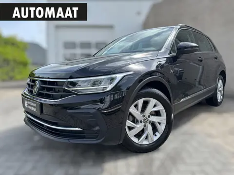 Volkswagen Tiguan 1.5 TSI Life CAMERA / TREKHAAK / STOELVERWARMING / STUURVERWARMING / CARPLAY / LED