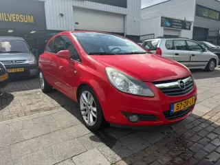 Opel Corsa 1.4-16V Sport
