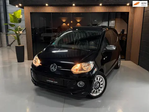 Volkswagen Up! 1.0 MPI BlACK UP! PANO/LEER/STOELVRM/AIRCO