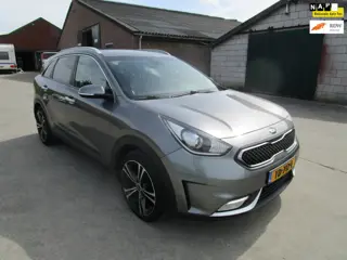Kia Niro 1.6 GDi PHEV DynamicLine cam clima lm leer mooi