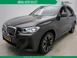 BMW IX3 80 kWh 286pk Executive | SOH 98% | Trekhaak | Sensatec Leder | Navi | CarPlay | Getint glas 