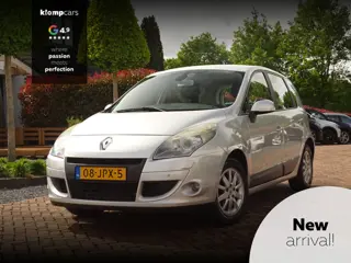 Renault Scénic 2.0 Expression | Trekhaak | Automaat | Keyless | Climate | Cruise | ALL-SEASON!