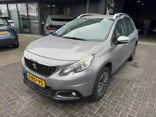 Peugeot 2008 1.2 PureTech AUTOMAAT TREKHAAK CAMERA NIEUWE APK + ONDERHOUD