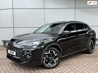 Volkswagen T-Roc R-Line Edition | Stoel/Stuurverwarming | Camera | IQ Light