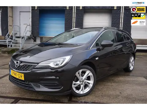 Opel Astra Sports Tourer 1.2 Elegance