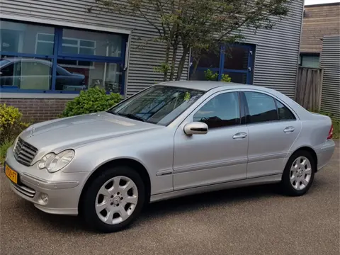 Mercedes-Benz C-Klasse C 200 Kompr Aut 163.590Km Navi Zgoh