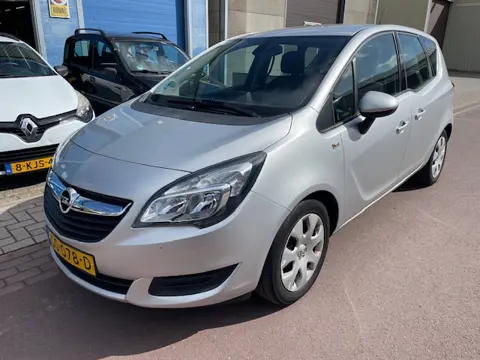 Opel Meriva 1.4 Turbo Design 2015 NAP 53.981km APK 5-27 Zeer fijne auto van de 2e eigenaar. Met o.a.