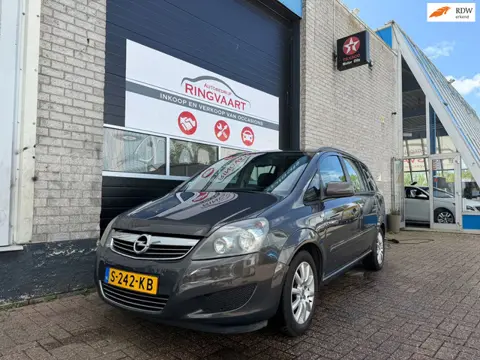 Opel Zafira 1.6 Cosmo Met 1 JAAR APK