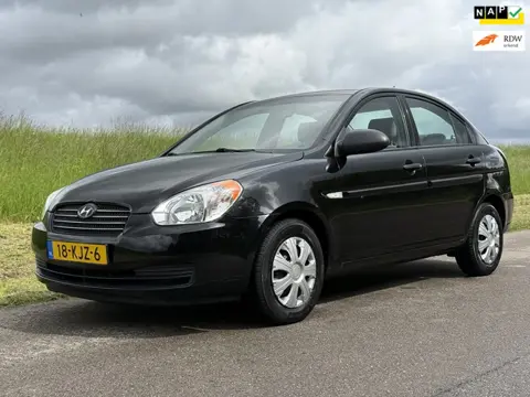 Hyundai Accent 1.4i Dynamic | Airco | DB-riem vervangen | APK | NAP