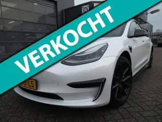 Tesla Model 3 Standard RWD Plus 60 kWh / PANO / Leder / Camera / Stoelverwarming