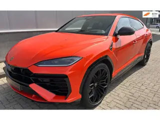 Lamborghini Urus 4.0 V8 Hybrid SE AD PERSONAM FULL CARBON