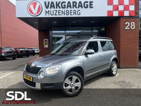 Škoda Yeti 1.2 TSI Ambition // CRUISE // AIRCO // BLUETOOTH // TREKHAAK //