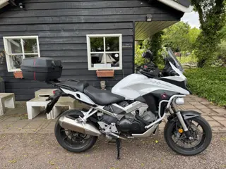 Honda VFR 800X Crossrunner C-ABS (bj 2017)