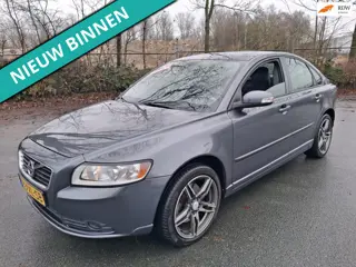 Volvo S40 2.4i Momentum LEUKE AUTO RIJDT EN SCHAKELT GOED