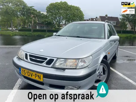 Saab 9-5 Estate 2.0t SE AUTOMAAT PDC YOUNGTIMER CLIMA NAP !