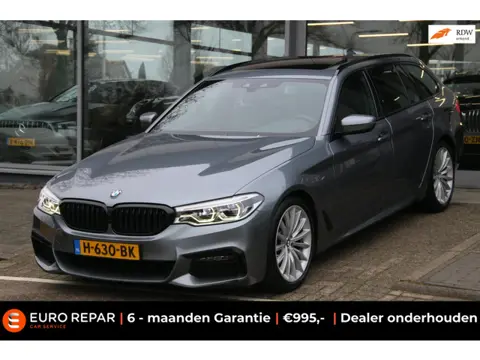 BMW 5-serie Touring 520i High Executive Edition M-PAKKET PANO-DAK NL-AUTO!