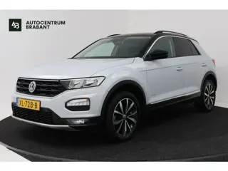 Volkswagen T-Roc 1.5 TSI Style Automaat (NAVIGATIE, PARKEERSENSOREN, CARPLAY, STUURBEDIENING)
