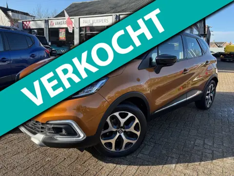 Renault Captur 1.2 TCe 120 Intens AUTOMAAT *camera + afn. trekhaak + stoelverwarming*