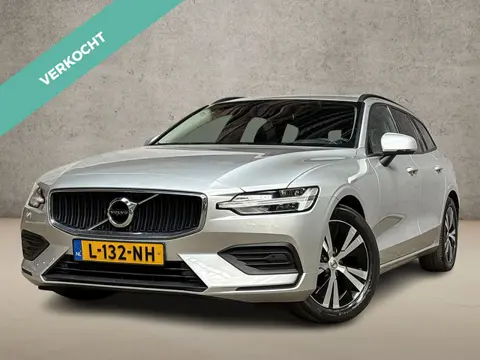 Volvo V60 2.0 B3 Sport 177Pk Automaat (APPLE CARPLAY, GROOT NAVI, GETINT GLAS, TREKHAAK, GETINT GLAS