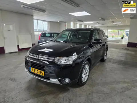 Mitsubishi Outlander 2.0 PHEV Instyle X-Line