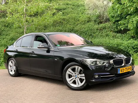 BMW 3-serie 318i Centennial High Executive AUT LEDER LUXE !