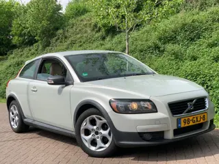 Volvo C30 1.6D CLIMA LEDER TREKHAAK LM-VELGEN!