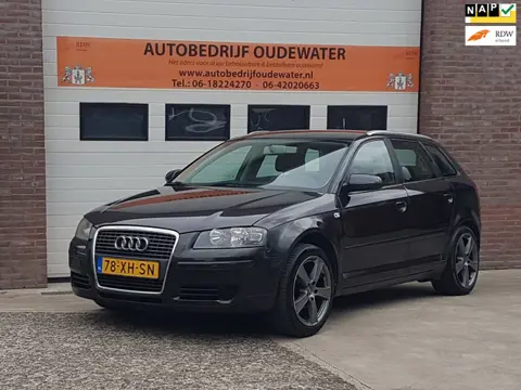 Audi A3 Sportback 1.6 FSI Attraction Pro Line