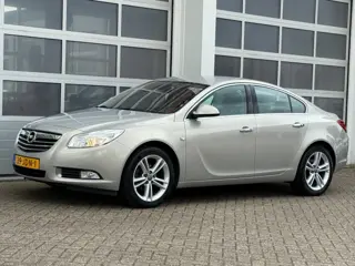 OPEL INSIGNIA 1.8 Cosmo 140PK Navi Clima Cruise Trekhaak NW APK!