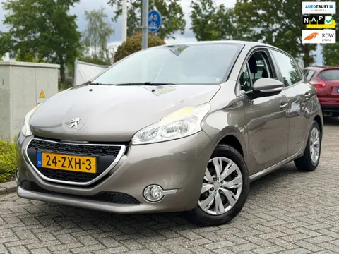 Peugeot 208 1.2 VTi Envy Clima airco, Cruise control, NL auto