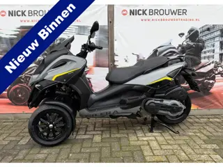 Gilera Fuoco 500 | Custom Nardo Grey | 1e eigenaar | 11.500 km | BTW | 12 mnd garantie