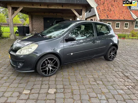Renault Clio 1.2 Special Line