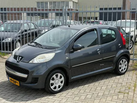 Peugeot 107 1.0-12V XR 5 deurs NL AUTO NAP! 2e EIGENAAR l AIRCO l PDC l Elek pakket l TOERENTELLER l