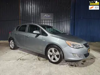 Opel Astra 1.6 Edition AIRCO - NAVIGATIE - CRUISE CONTROL