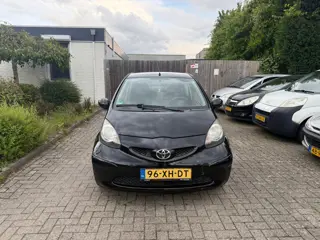 Toyota Aygo 1.0-12V +