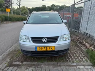 Volkswagen Touran 1.6-16V FSI Athene