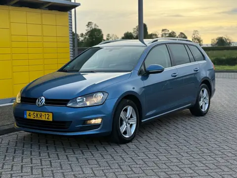 Volkswagen Golf Variant 1.2 TSI Highline Bj 2013 Navi Alcantara Nette auto