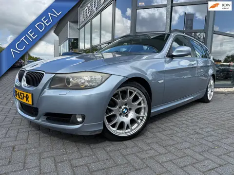BMW 3-serie Touring 325i | 6 CilinZder | Camera | Automaat | Xenon | Sportstoel | Climate |