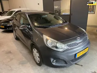 Kia Rio 1.2 CVVT Super Pack HANDEL OF EXPORT lees tekst!!