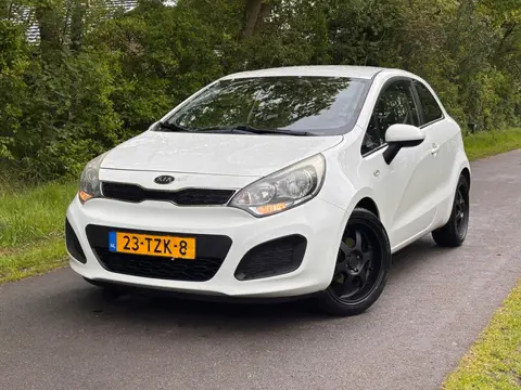Kia Rio 1.2 CVVT Comfort Pack | Airco + Cruise Nu € 2.950,- !!!