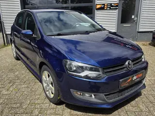Volkswagen Polo 1.2-12V Highline **CLIMA-5DRS-CRUISECTRL**