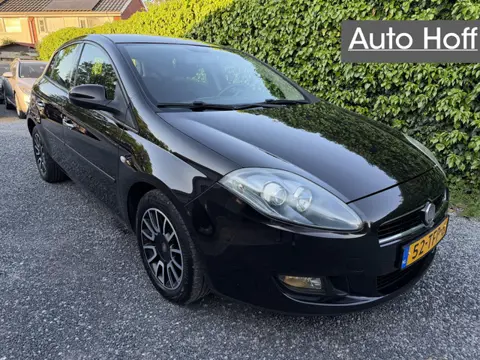 Fiat Bravo 1.4 MultiAir MyLife | Autom. Airco | Cruise Control | LMV | Elekt. Ramen | PDC | Trekhaak