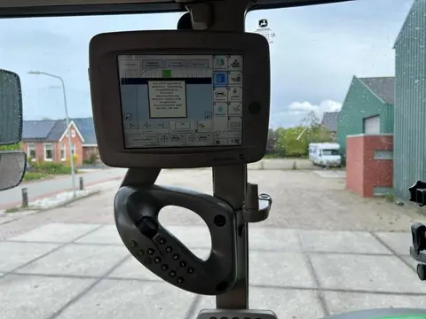 John Deere 6930-708716