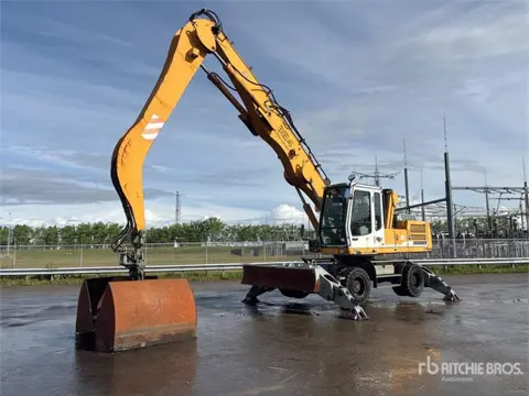 Liebherr A924B (bj 2004)