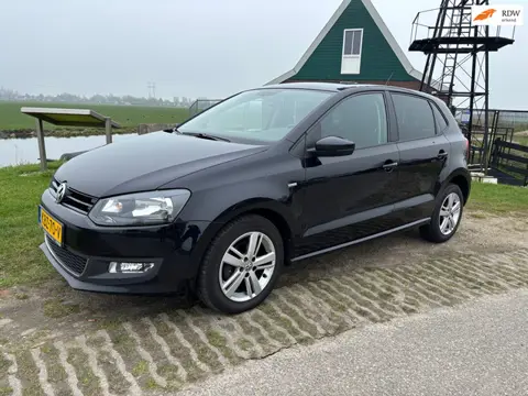 Volkswagen POLO 1.2 LIFE/HIGHLINE NAP Nieuwe APK